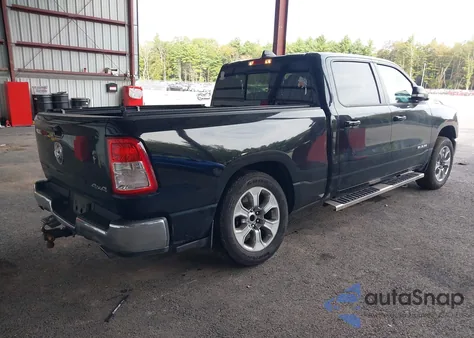 2021 Ram 1500 Big Horn 4X4 6'4 Box из США, поврежденный, VIN 1C6SRFMT8MN634176